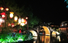 乌镇古镇的夜景图片
