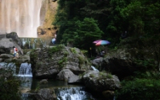 西陵瀑布图片